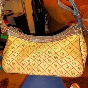 Dooney & Bourke medium purse